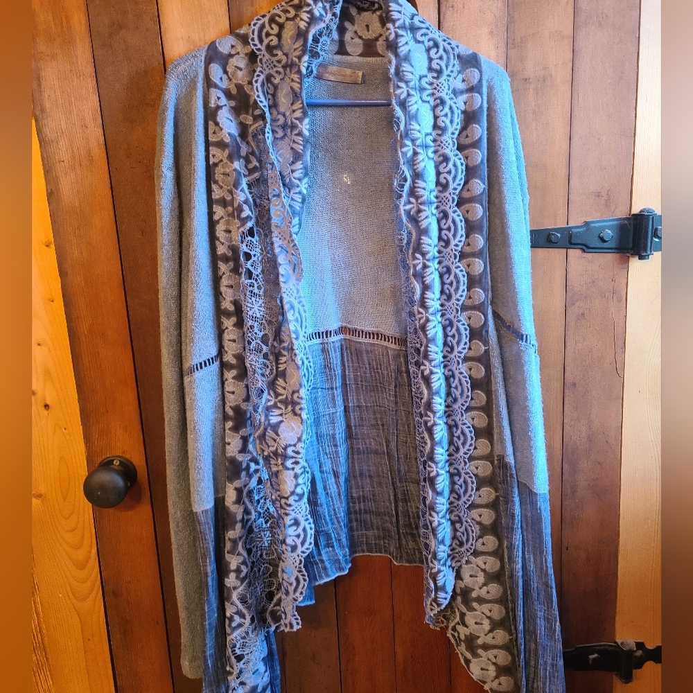 Simply couture laced waterfall light weight cardigan